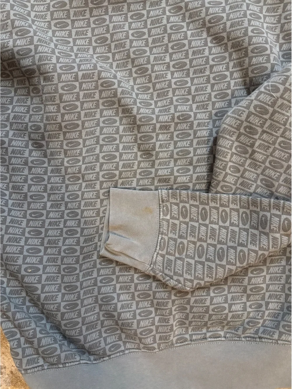 Nike All Over Logo Swoosh Print Gray Pullover Hoodie Small Monogram
